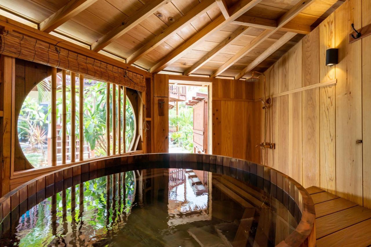 Island Breeze - Round House With Bbq - Wooden Hot Tub - Beach อนนะ ภายนอก รูปภาพ