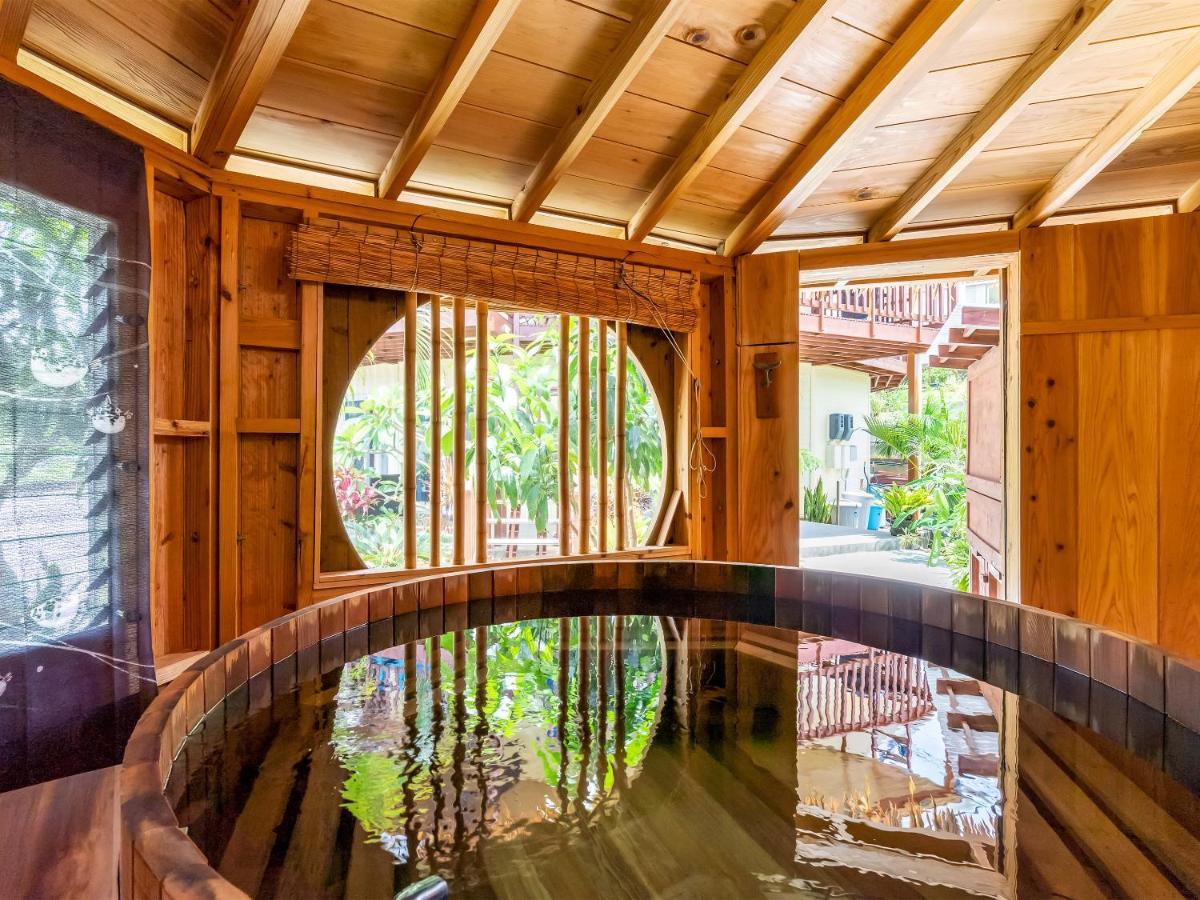 Island Breeze - Round House With Bbq - Wooden Hot Tub - Beach อนนะ ภายนอก รูปภาพ